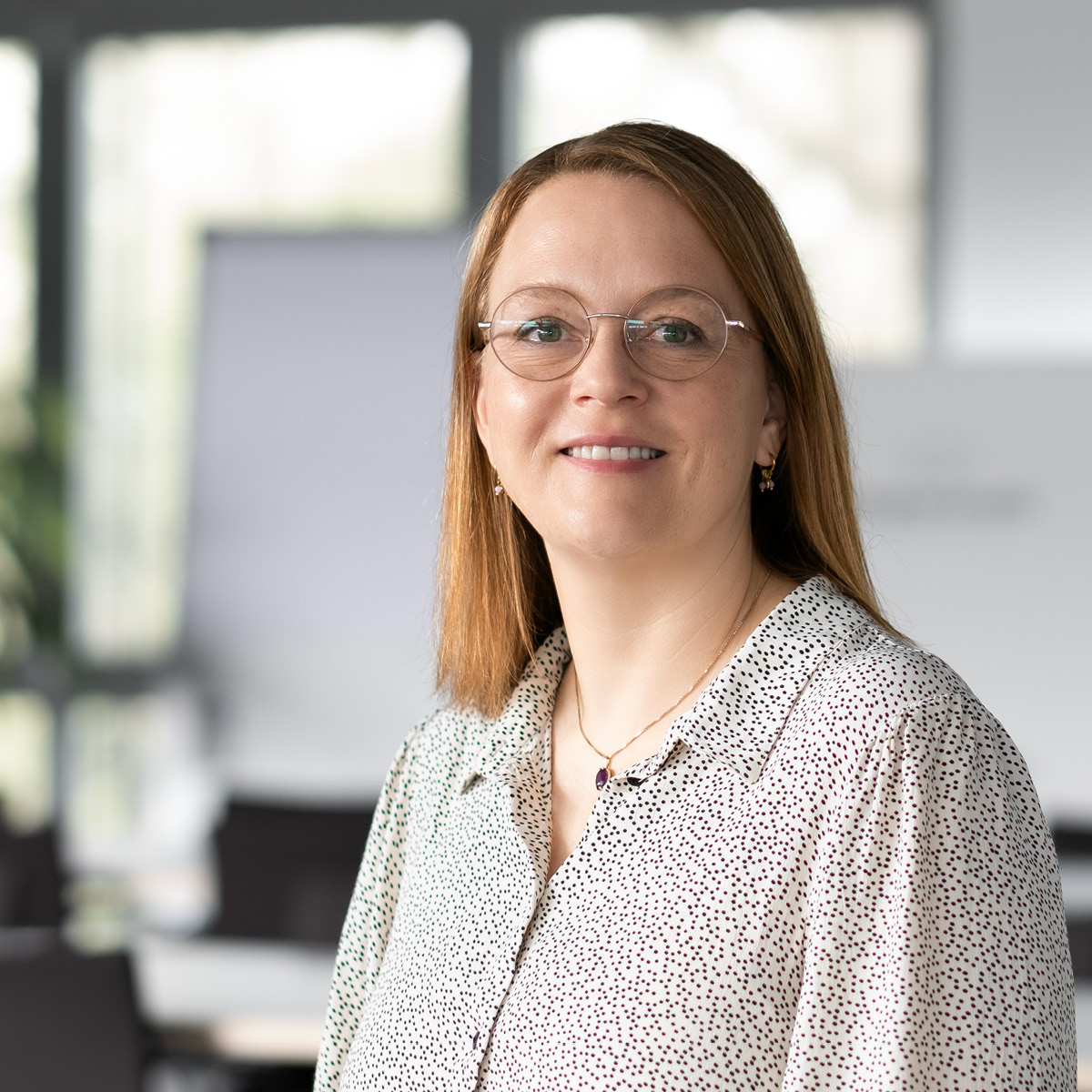Ansprechpartner/innen