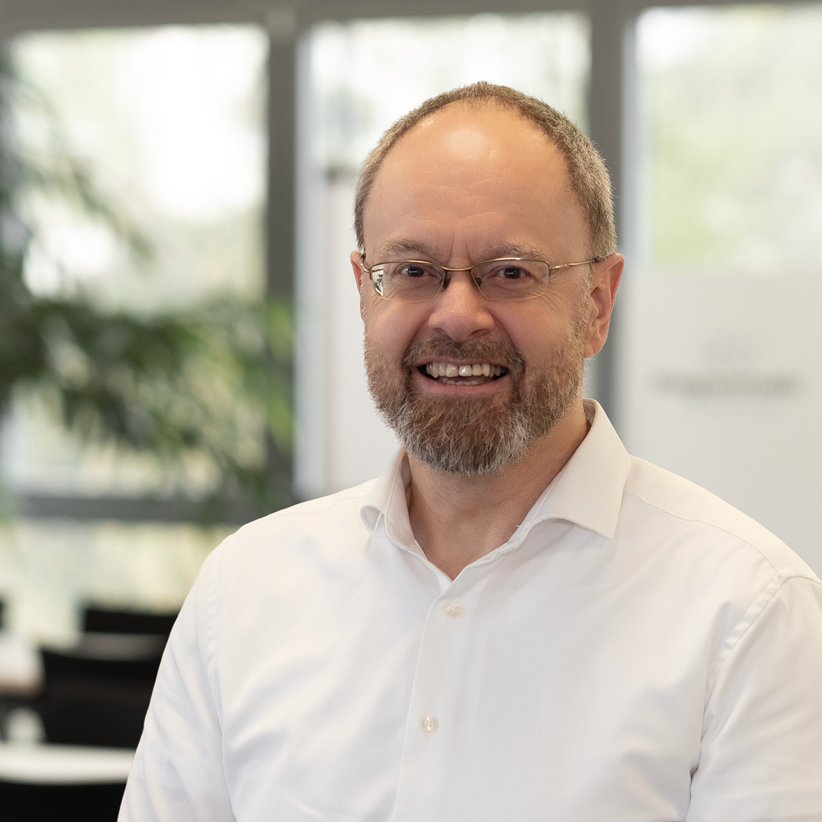 Ansprechpartner/innen